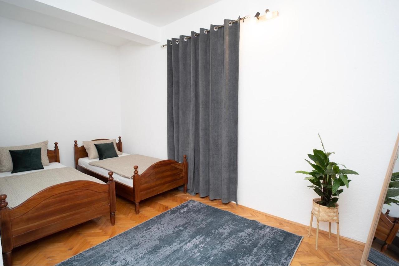 Liman Rooms And Apartments モスタル エクステリア 写真